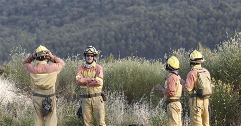 El Incendio Forestal De Aranjuez Obliga A Desalojar Naves Y Casas Cercanas