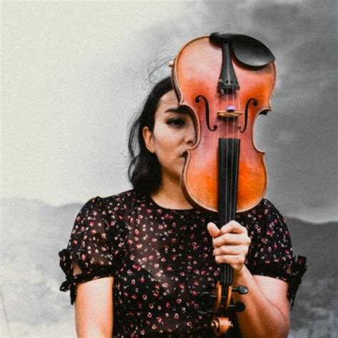 Lina Medellín Graduada del Conservatorio del Tolima 16 años