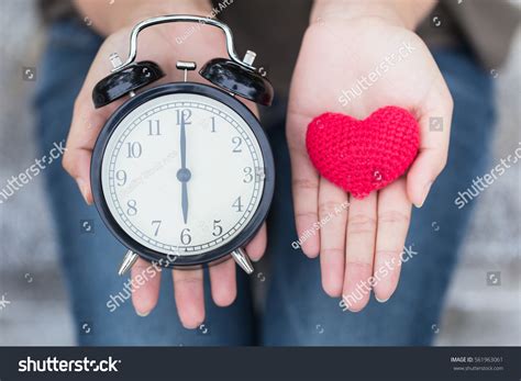 give  time images stock  vectors shutterstock