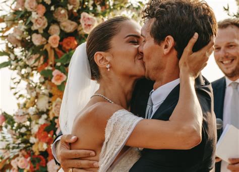 Il Matrimonio Di Riccardo Pozzoli E Gabrielle Caunesil Le Foto Esclusive