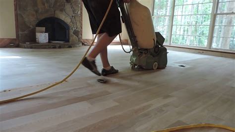 Can You Sand A Wood Floor With Belt Sander Viewfloor Co