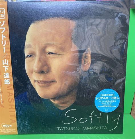 値下げしました！初回分新品未開封 山下達郎softly レコードとカセット 雑誌