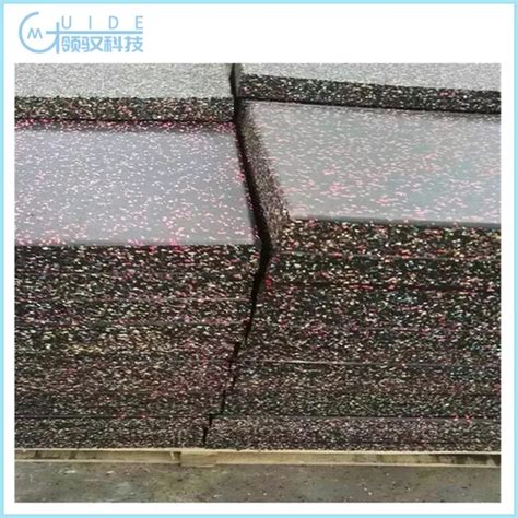 Factory Customized Anti Slip Interlocking Outdoor Bone Rubber Flooring