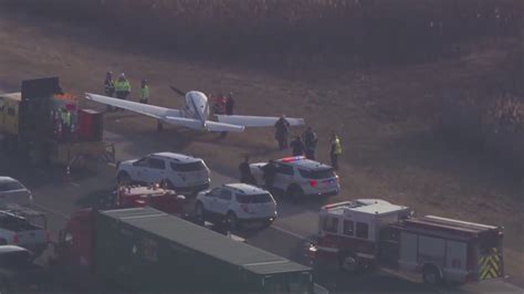 Isp Plane Lands On I 355 Near Bolingbrook Youtube