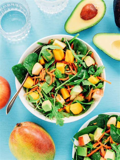 Avocado Mango Green Salad With Yogurt Dressing Live Eat Learn