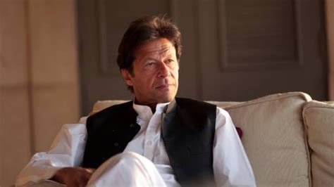 Imran Khan Know Former Pakistan Pm S Net Worth Real Estate