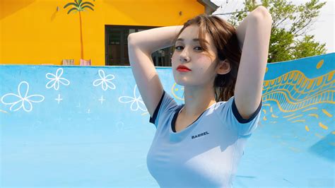 Jeon Somi 4k Wallpaper