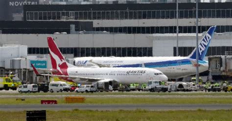 Qantas plane lands safely after mayday call over Pacific