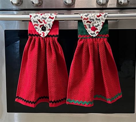 Set Of 2hanging Kitchen Towelschristmas Holiday Etsy Kitchen Towels