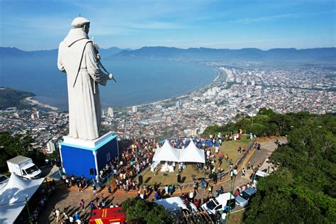 Caraguatatuba celebra Dia de Santo Antônio procissão missa e o