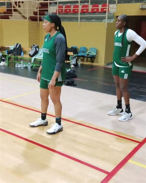 Basket Tqo Lentrainement Des Lionnes Du S N Gal En Images Mathilde