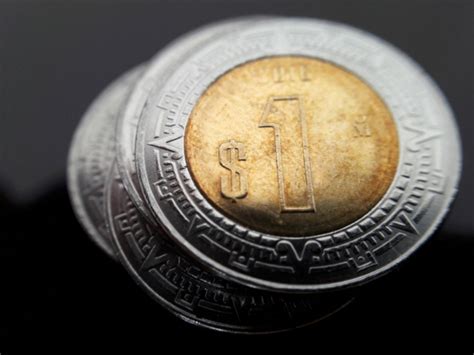 Peso Mexicano Entre Las Monedas Más Apreciadas Dineroenimagen