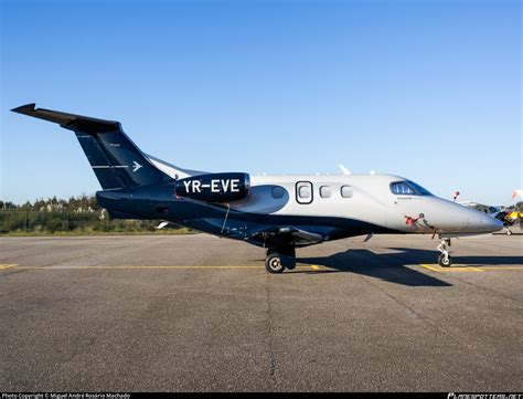 YR EVE Private Embraer EMB 500 Phenom 100EV Photo by Miguel André