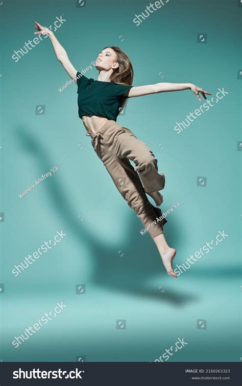 Contemporary Ballet Modern Ballet Dancer Girl Stock Photo 2160263323