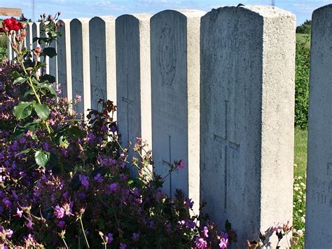 Welsh Cemetery Caesar S Nose Belgium Cwgc Ww Cemeteries A