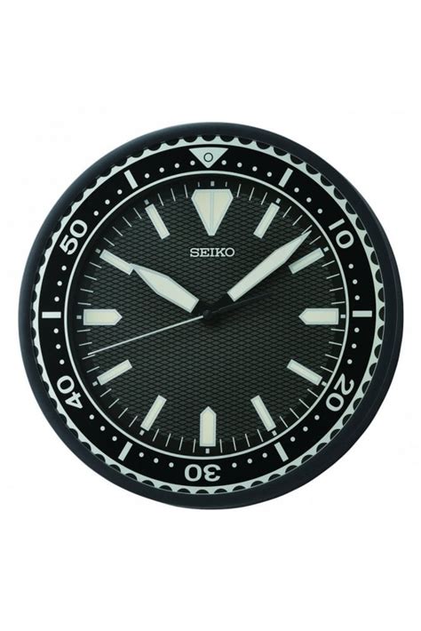 Seiko Lumibrite Wall Clock Qxa K