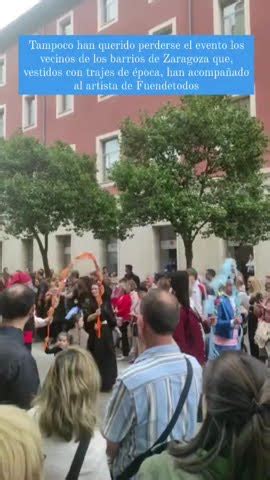 Los vecinos de Zaragoza vestidos de época han participado en el