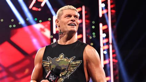 Cody Rhodes Agrees To Unique Fan Request At WWE Live Event - WrestleTalk