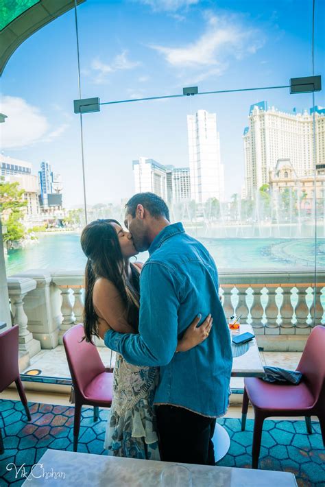 Absinthe Caesars Palace tickets are selling out for the weekend shows 26