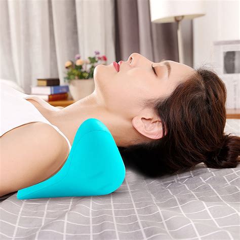 Cervical Neck Traction Pillow, Neck Stretcher Cloud Hump Corrector, Neck Posture Corrector ...