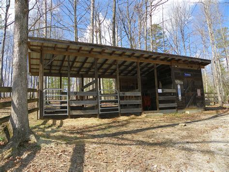 Big South Fork Cabins with Horse Stalls