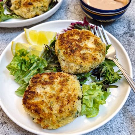 Easy Homemade Fish Cakes With A Crispy Coating Foodle Club