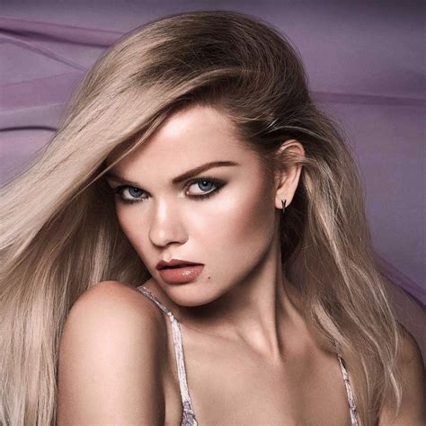 Urban Decay Launches Naked Skin Shapeshifter Duty Free Hunter