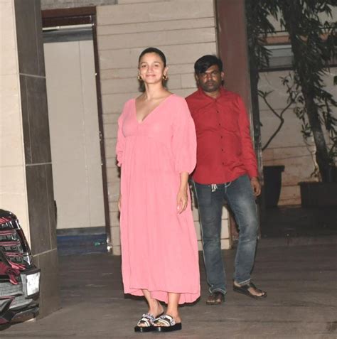 Mom To Be Alia Bhatt In Pretty Pink Dress Nails Pregnancy Style In Absolute Comfort See Pics