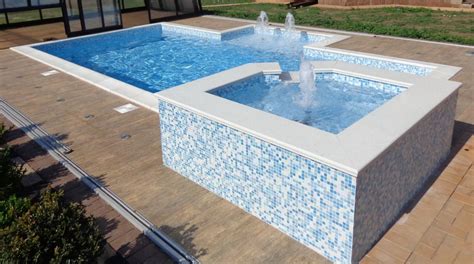 Облицовка открытого бассейна на улице: виды отделки, особенность ...