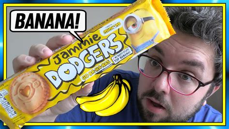 Jammies Dodgers Go Bananas Review Banana Flavour Youtube