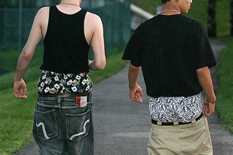 Sagging pants (90s vs today) | Sherdog Forums | UFC, MMA & Boxing ...