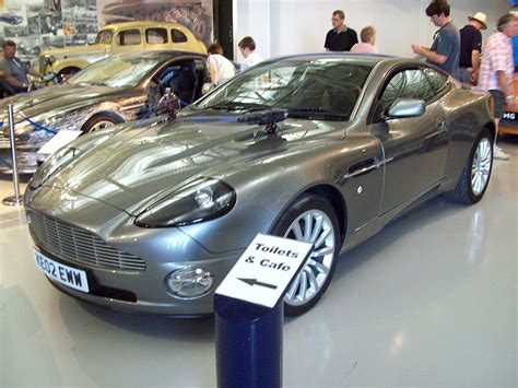 205 Aston Martin Vanquish V12 James Bond 2003 Aston Ma Flickr