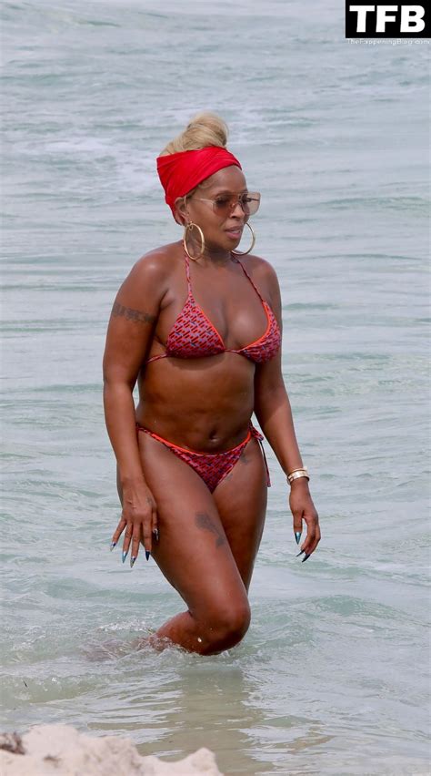 Mary J Blige On Beach 108 Pics Everydaycum💦 And The Fappening ️