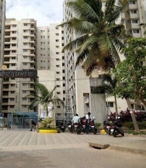 2 BHK Bedroom Apartment Flat For Rent In DSR Sunrise Towers