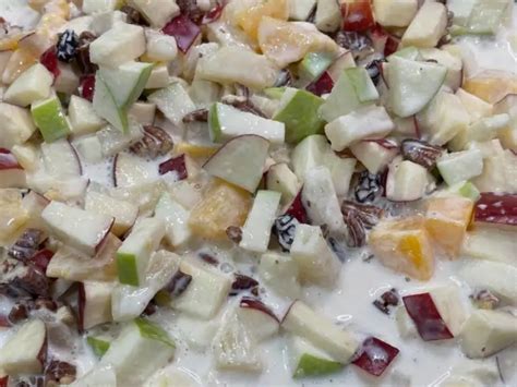 Cómo Preparar Ensalada De Manzana Cremosita Navideña La Cocina De Sol