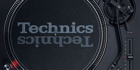 The 10 Best DJ Turntables | Gear4music