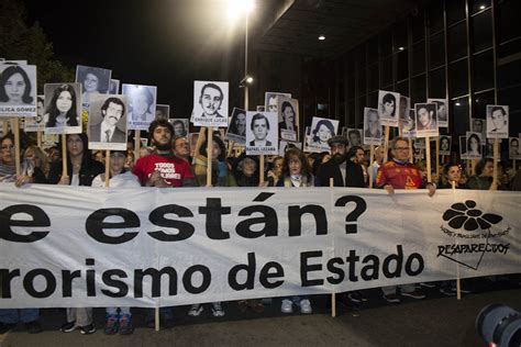 Masiva Movilización En Uruguay Para Exigir Justicia Por Las Y Los