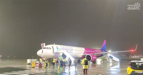 Pierwszy Wizz Air Odlecia Z Radomia Foto Wideo