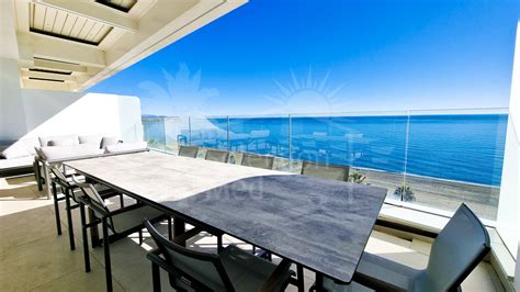 Luxurious St Line Beach Penthouse For Sale In Estepona Costa Del Sol