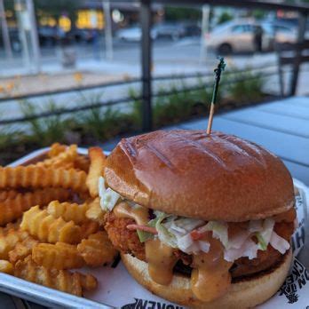 HOUSTON TX HOT CHICKEN Updated December Photos Reviews E Th S Salt