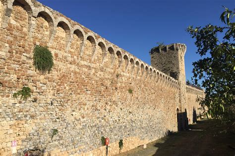 Fortezza Senese E Mura Di Massa Marittima Grosseto