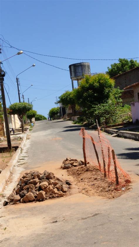 Moradores Da Rua S O Sebasti O Reclamam De Servi O N O Conclu Do Pela