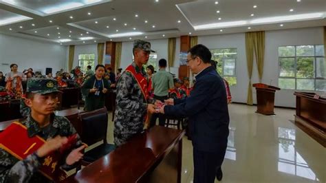 好男兒，當兵去！黃平縣隆重舉行入伍新兵歡送儀式 每日頭條