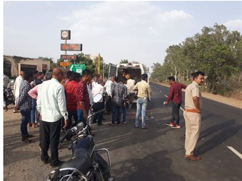 Bullet Rider Hit By Truck On Indore Bhopal Highway Two Killed Truck Driver Fled From The Spot