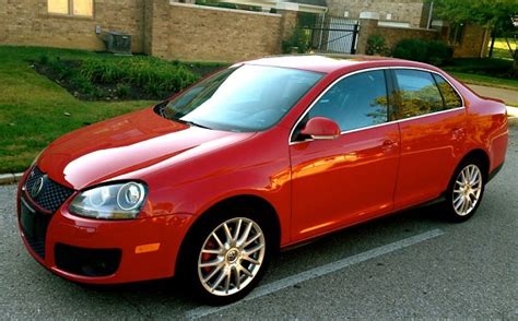 Two turbos and eight doors: 2004 VW GLi v. 2006 VW GLi | German Cars ...