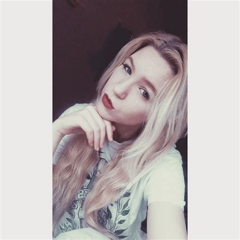 Blonde Virginia YouTube