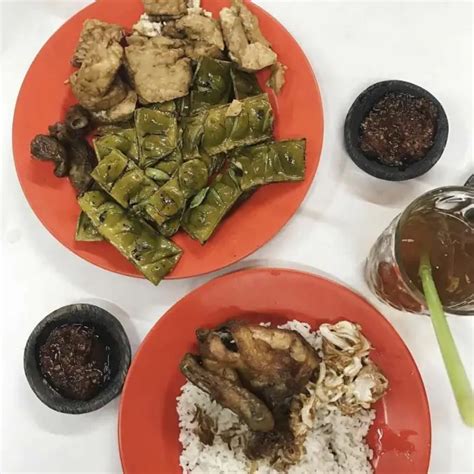 Sri Rostika Nasi Uduk Terdekat Restoran Dan Tempat Makan Betawi