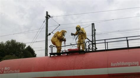 Meppen Feuerwehren Trainieren Den Einsatz An Leckstelle Eines Noz