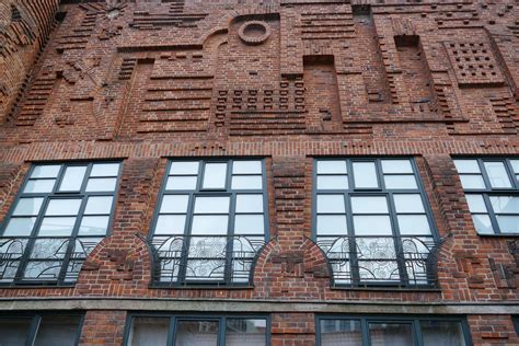 Expressionistische Fassadengestaltung in der Böttcherstraße Bremen