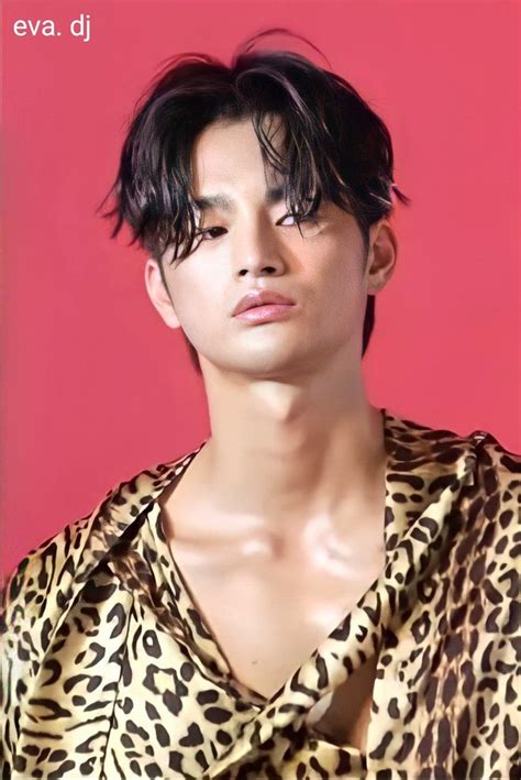 Pin By Buffy Wink On Seo In Guk Buffys Beautiful Asian Men Seo In